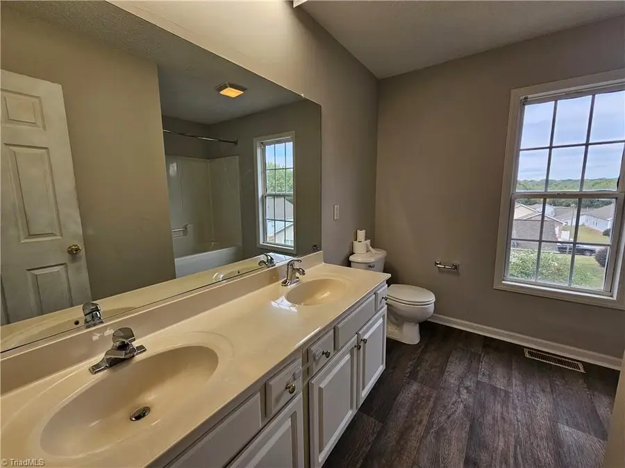 165 Cameron Way Circle, Winston Salem, NC 27103 - #3