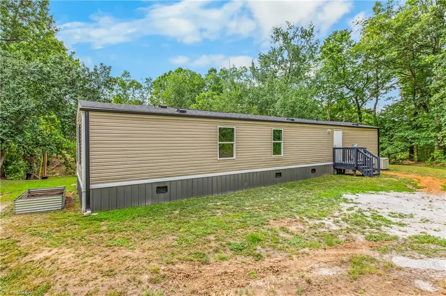 5540 Sparks Road, Hamptonville, NC 27020 - #2