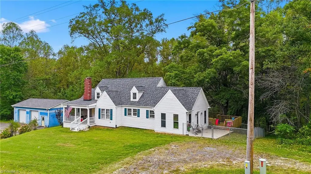 2226 Nc Highway 268, Pilot Mountain, NC 27041 - #1