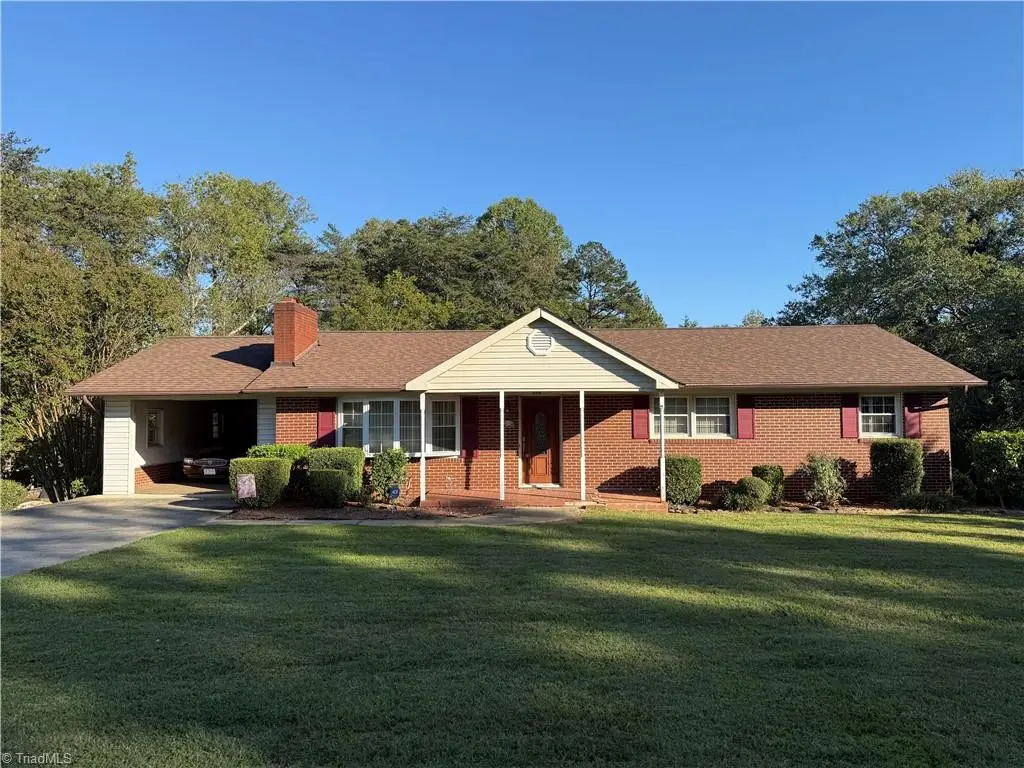 405 E Devon Drive, Mount Airy, NC 27030 - #1