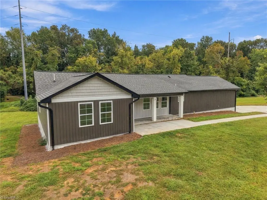 1524 Mcguinn Drive, High Point, NC 27262 - #1