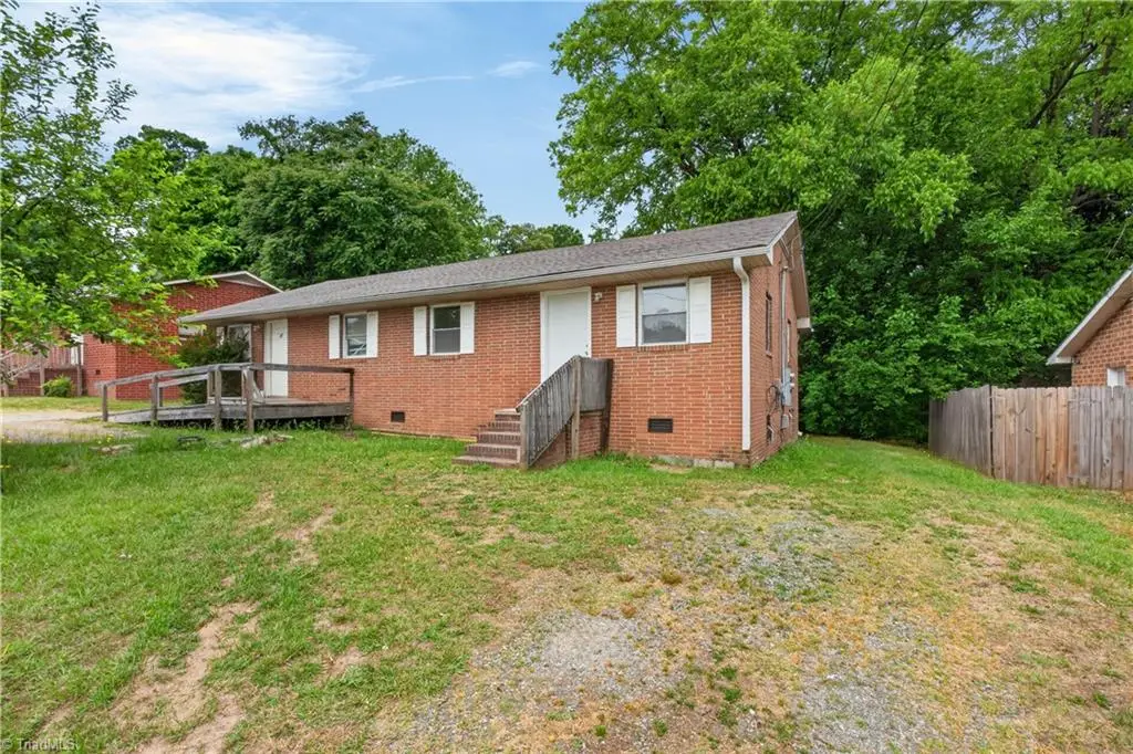 17 Hunter Street, Thomasville, NC 27360 - #1
