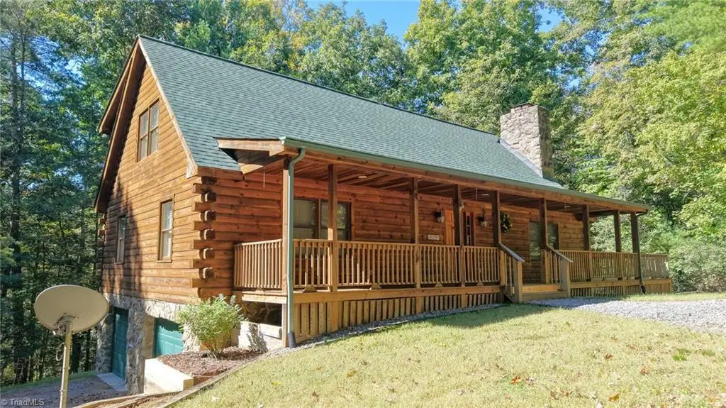 154 Rocky Shore Drive, Wilkesboro, NC 28697 - #1