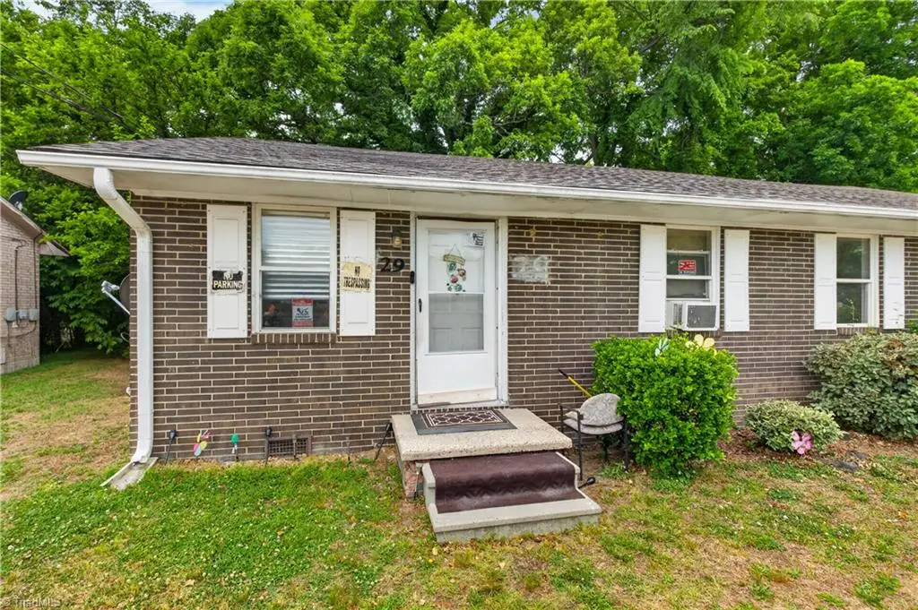 29 Hunter Street, Thomasville, NC 27360 - #1