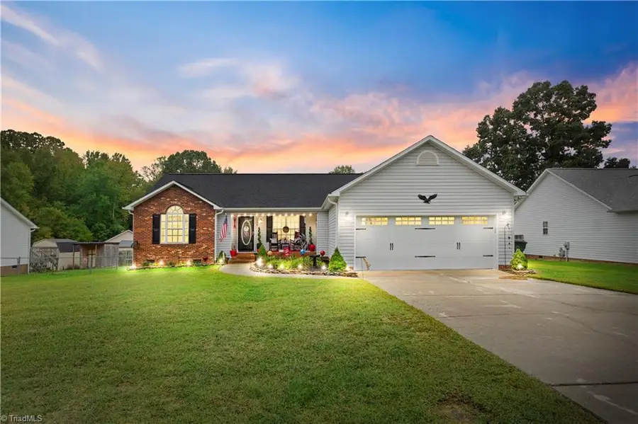 106 John Mills Lane, Thomasville, NC 27360 - #3