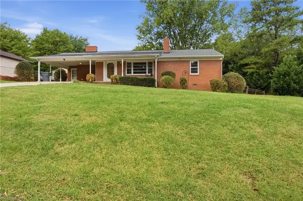 1420 Brookdale Drive, Asheboro, NC 27205