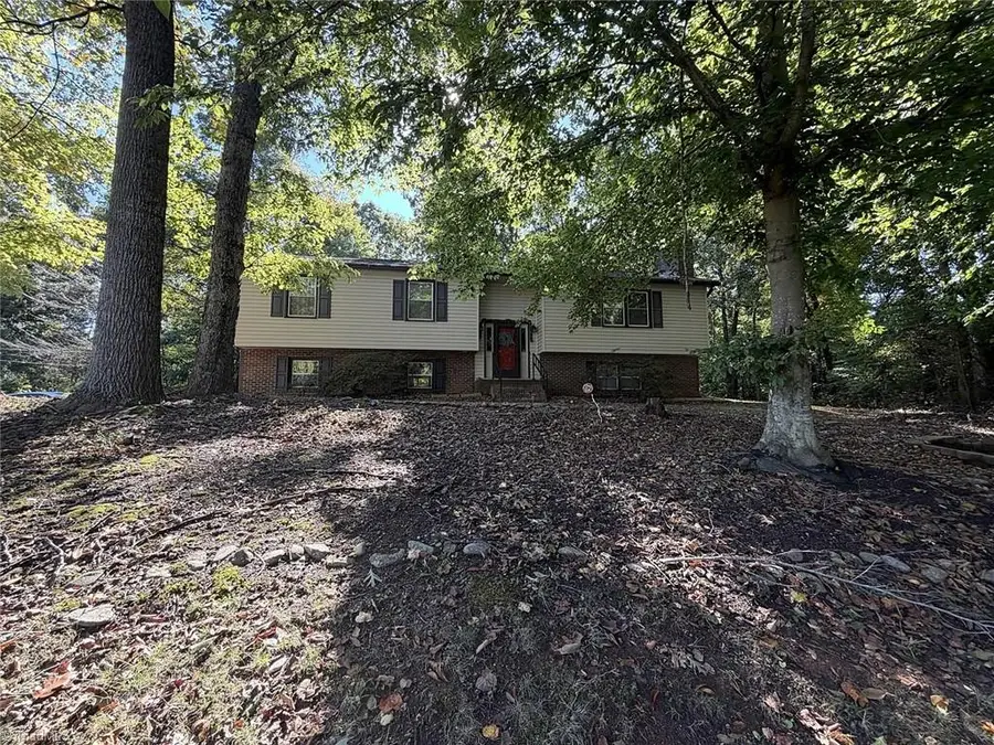 796 Sommerdale Court, Rural Hall, NC 27045 - #2