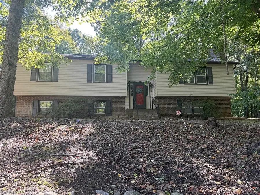 796 Sommerdale Court, Rural Hall, NC 27045 - #3