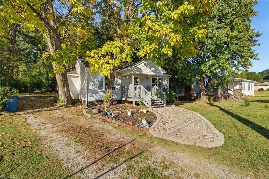 111 Englewood Drive, Archdale, NC 27263 - #3
