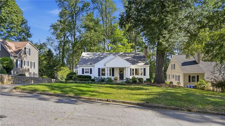 1711 Meadowbrook Drive, Winston Salem, NC 27104 - #3