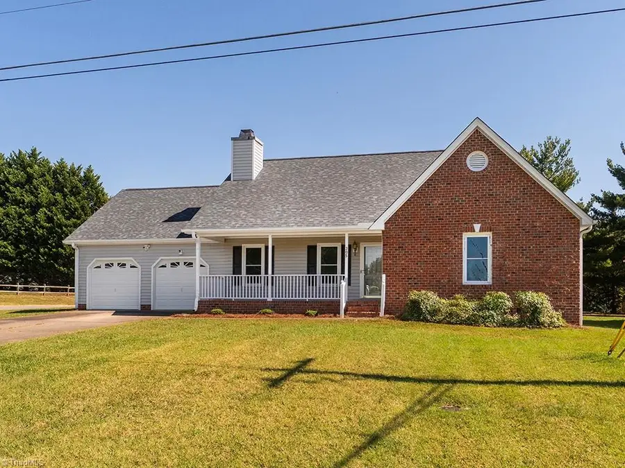 305 Lorraine Drive, Winston Salem, NC 27107 - #2