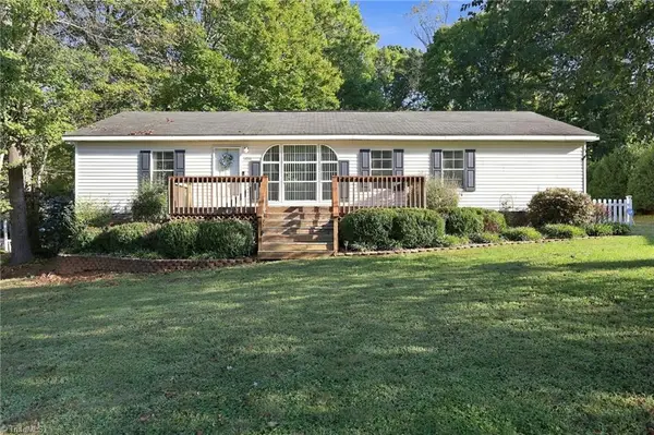 5498 Covered Bridge Road, Trinity, NC 27370