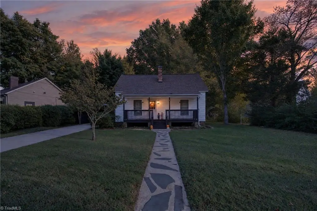 123 Park Circle, Lexington, NC 27295 - #1