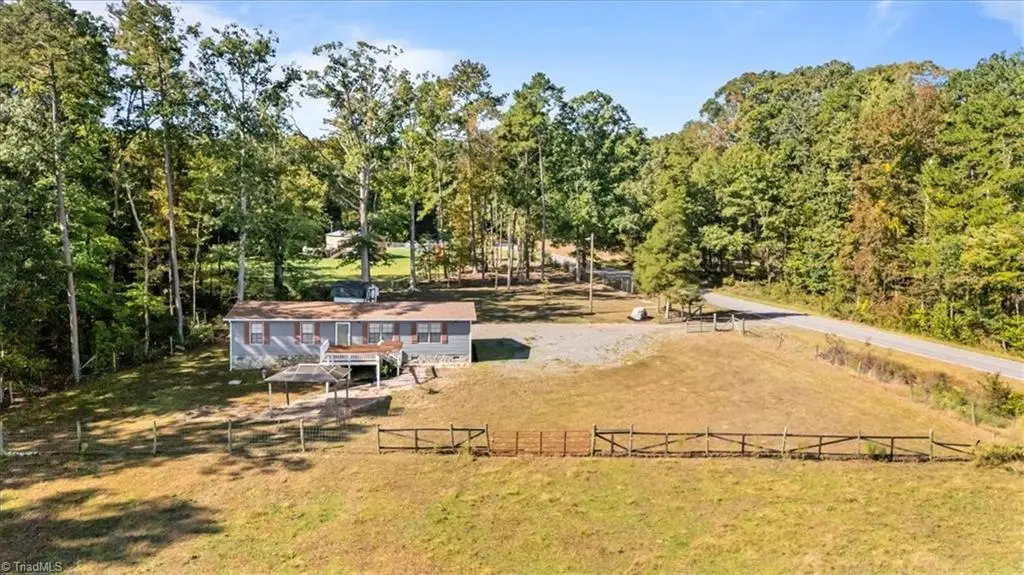 7775 Riverside Road, Seagrove, NC 27341 - #1