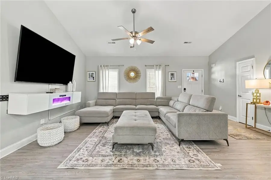 103 Hazy Lane, Thomasville, NC 27360 - #2