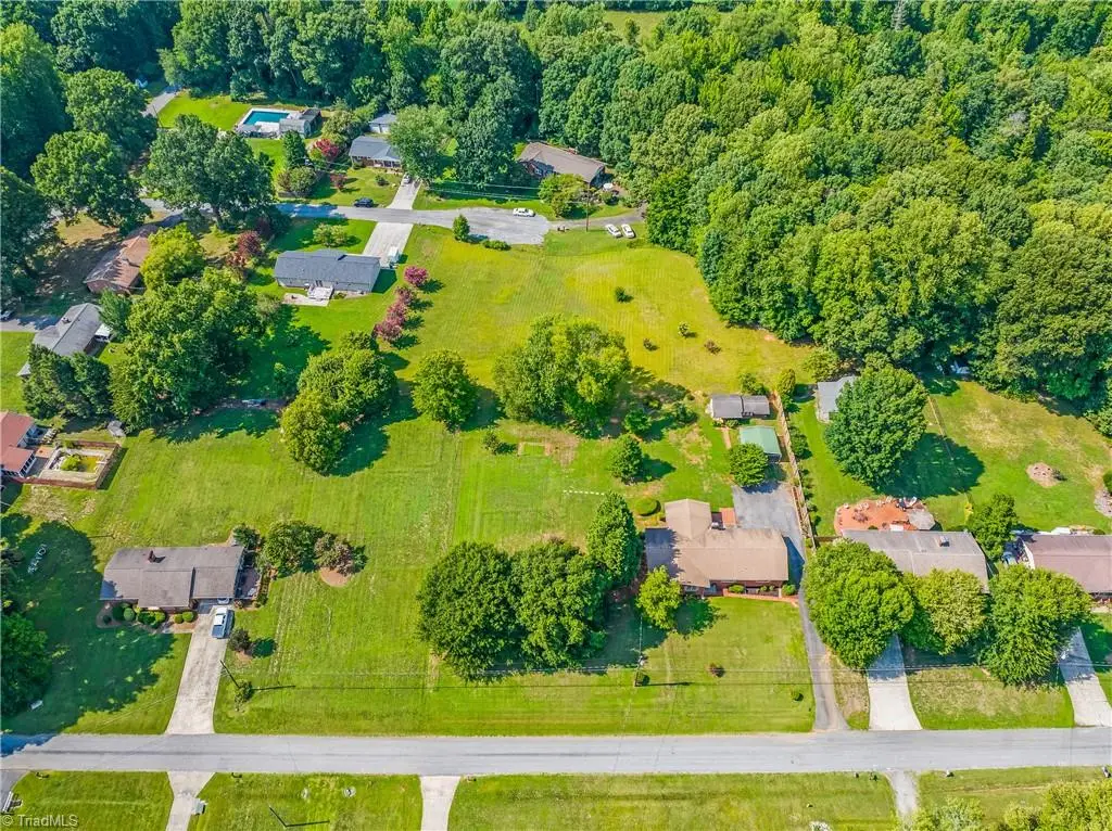 141 Pinelawn Drive, Kernersville, NC 27284 - #1