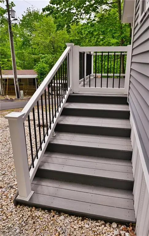 310 Laurelwood Lane, Traphill, NC 28685 - #3