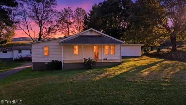 5352 Wilkes Yadkin Road, Ronda, NC 28670 - #2