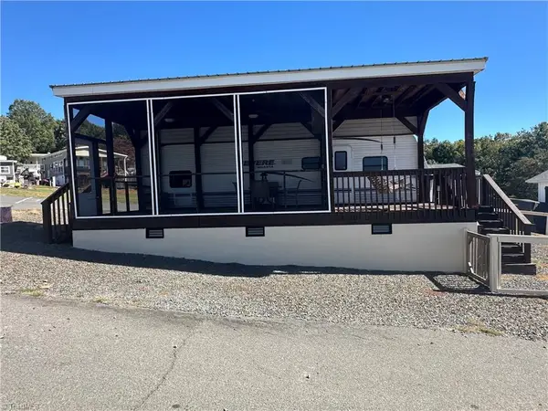 155 Grand View Drive, New London, NC 28127