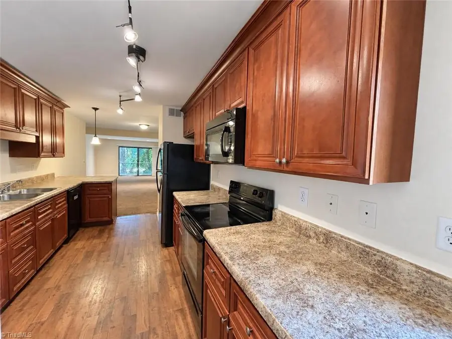 1510 Benjamin Parkway #C, Greensboro, NC 27408 - #3