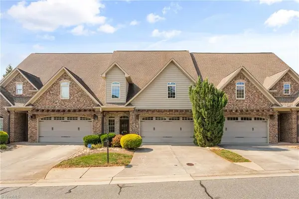 1468 Neville Gardens Lane, Winston-Salem, NC 27103