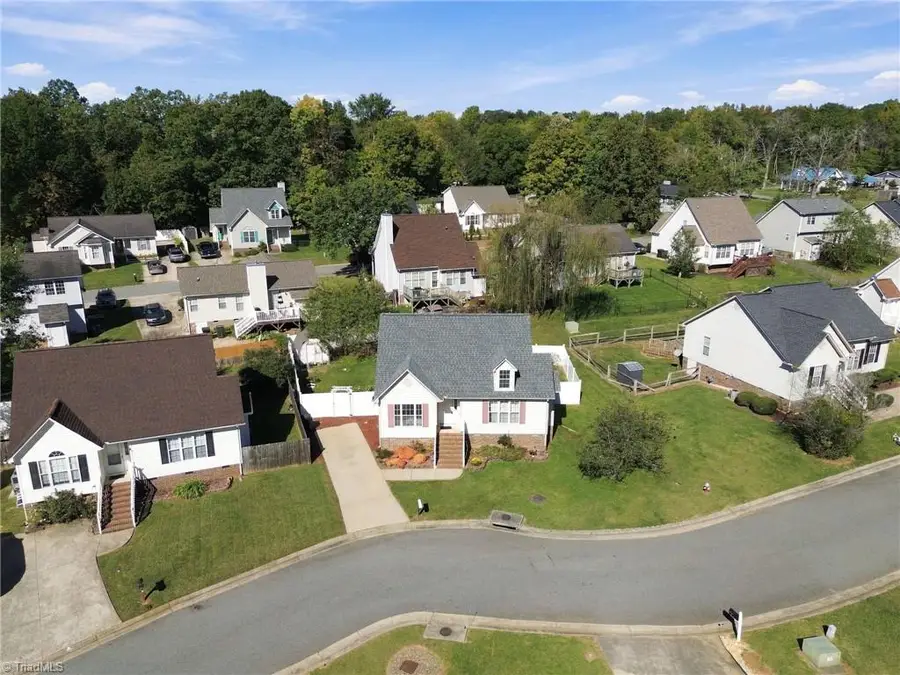 133 Hoskins Circle, Burlington, NC 27215 - #3