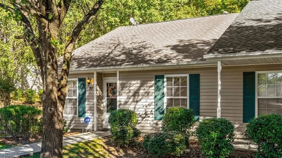 37 Grassy Knoll Circle, Greensboro, NC 27406 - #3