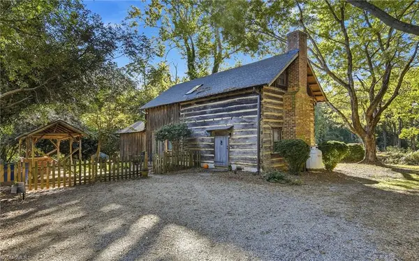 220 Carter Circle, Winston-Salem, NC 27106