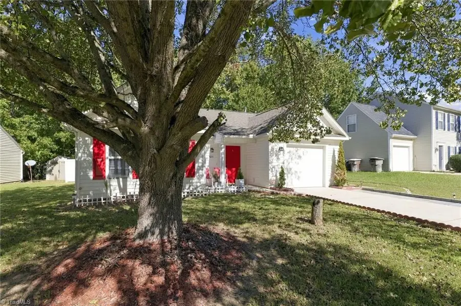 820 Blazingwood Drive, Greensboro, NC 27406 - #2