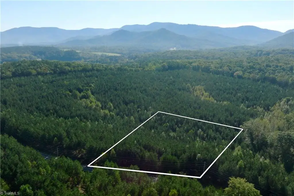 13 Morrison Road, Morganton, NC 28655 - #1
