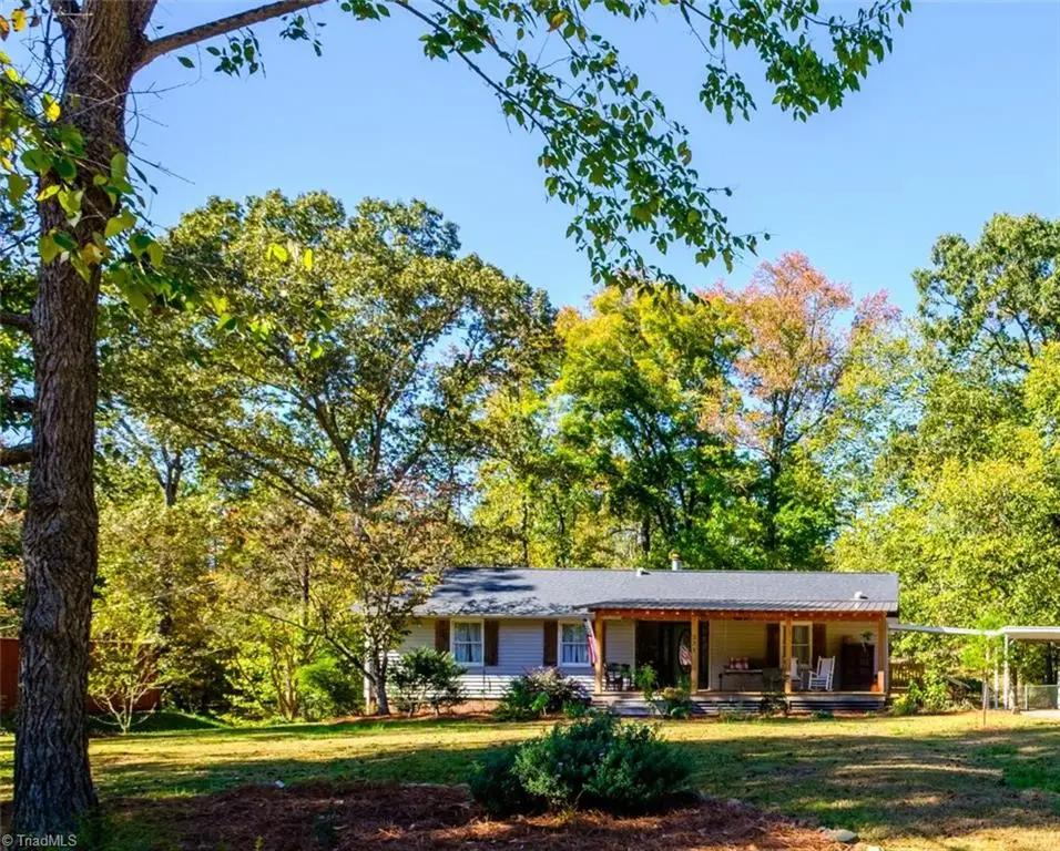 371 Pebble Drive, Thomasville, NC 27360 - #1