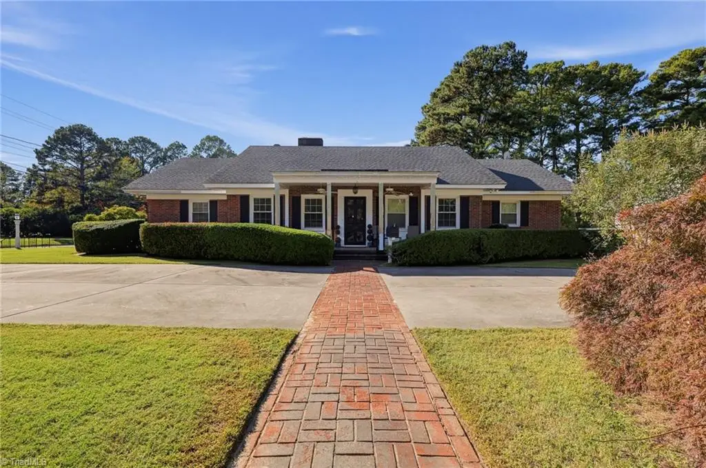 301 Brentwood Drive N, Wilson, NC 27893 - #1