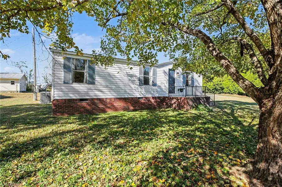 5662 Old Salisbury Road, Lexington, NC 27295 - #3