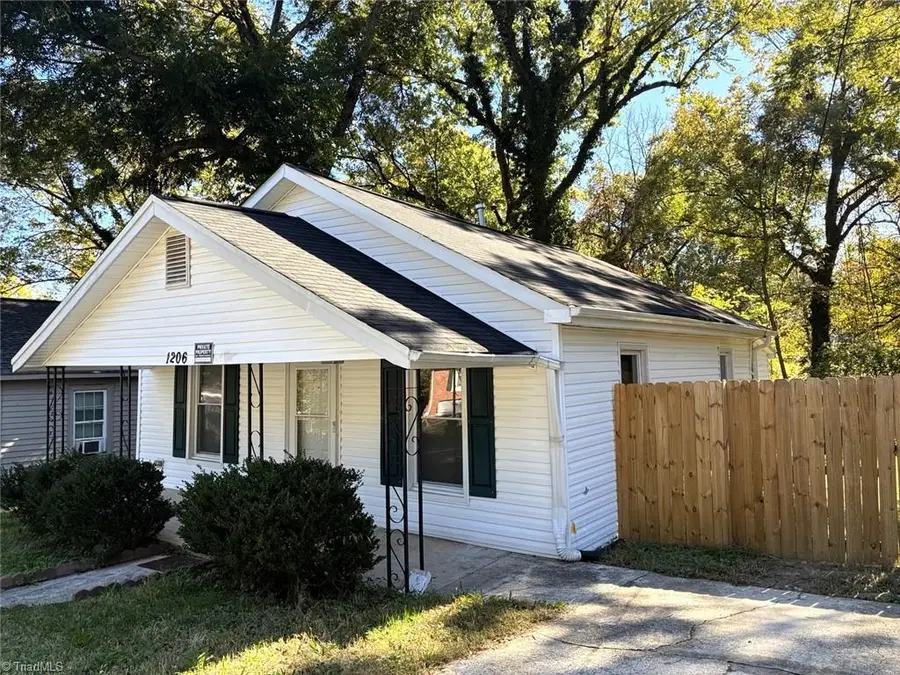 1206 Vernon Place, High Point, NC 27260 - #3