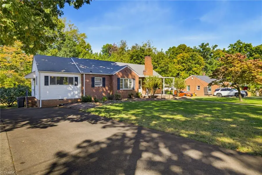 2206 Woodland Drive, Reidsville, NC 27320 - #3
