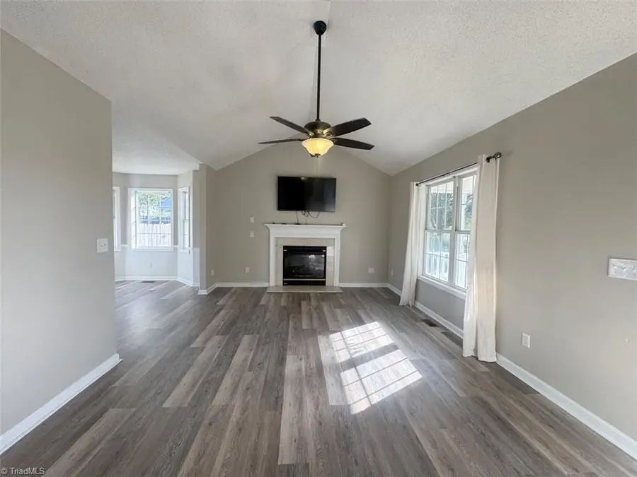 1327 Lakeside Avenue, Burlington, NC 27217 - #3