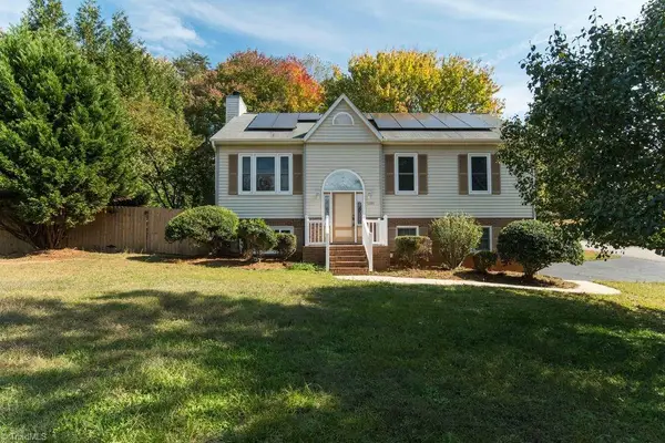 5200 Buckley Forest Trail, Walkertown, NC 27051