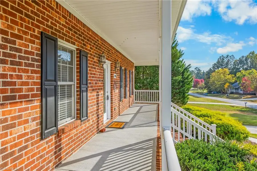 285 Fairystone Lane, Lexington, NC 27295 - #2