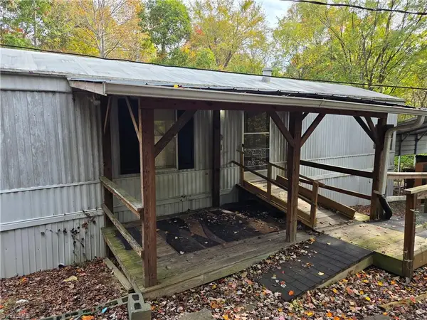 2214 Wow Road, Randleman, NC 27317