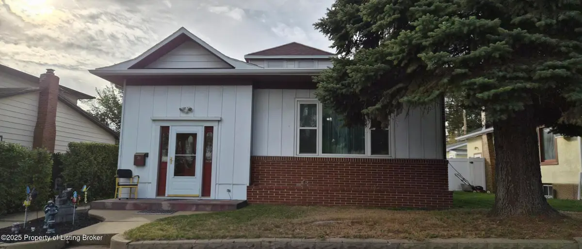 311 4th Avenue, Dickinson, ND 58601 - #1