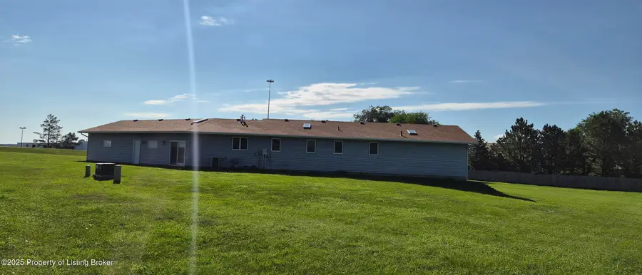 873 25th Avenue, Dickinson, ND 58601 - #3