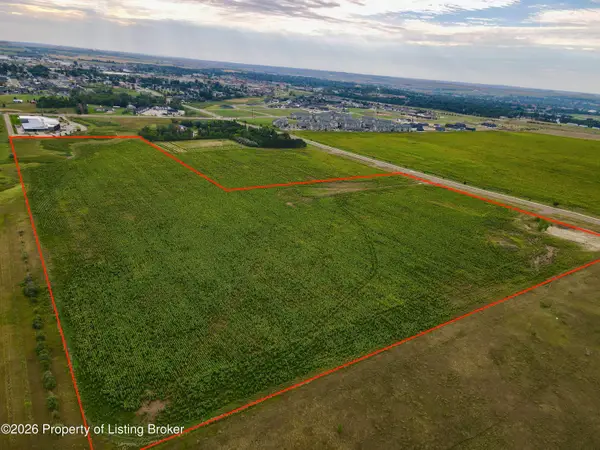 21st Street, Dickinson, ND 58601