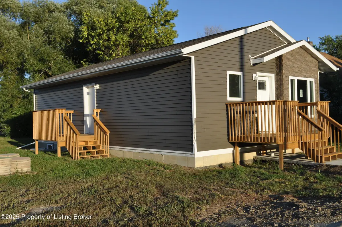 208 2nd Avenue, Lemmon, SD 57638 - #1