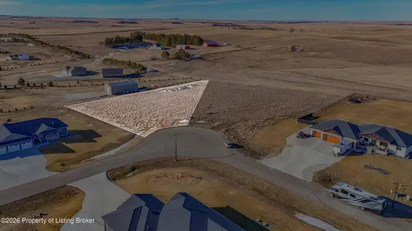 Acres Drive, Dickinson, ND 58601