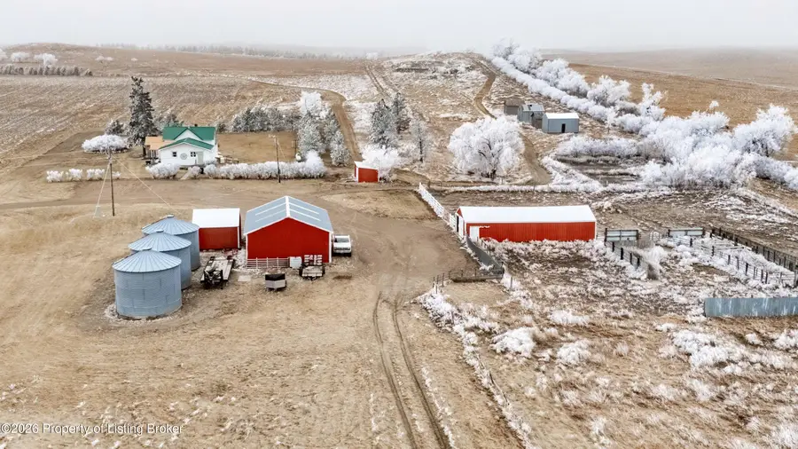105 7th Street, Hettinger, ND 58639 - #3