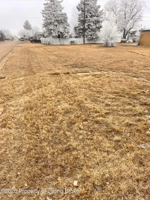 2nd Avenue, Bowman, ND 58623