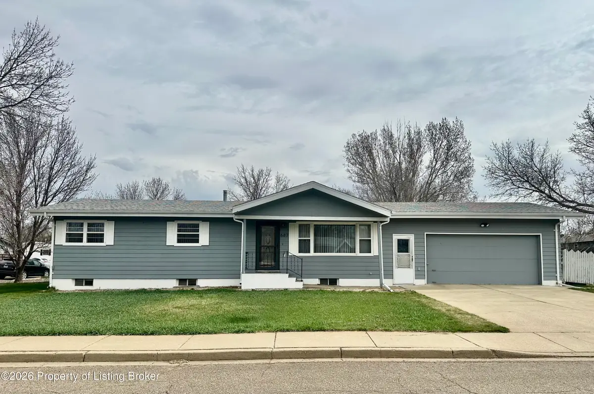 687 Custer Street, Dickinson, ND 58601 - #1