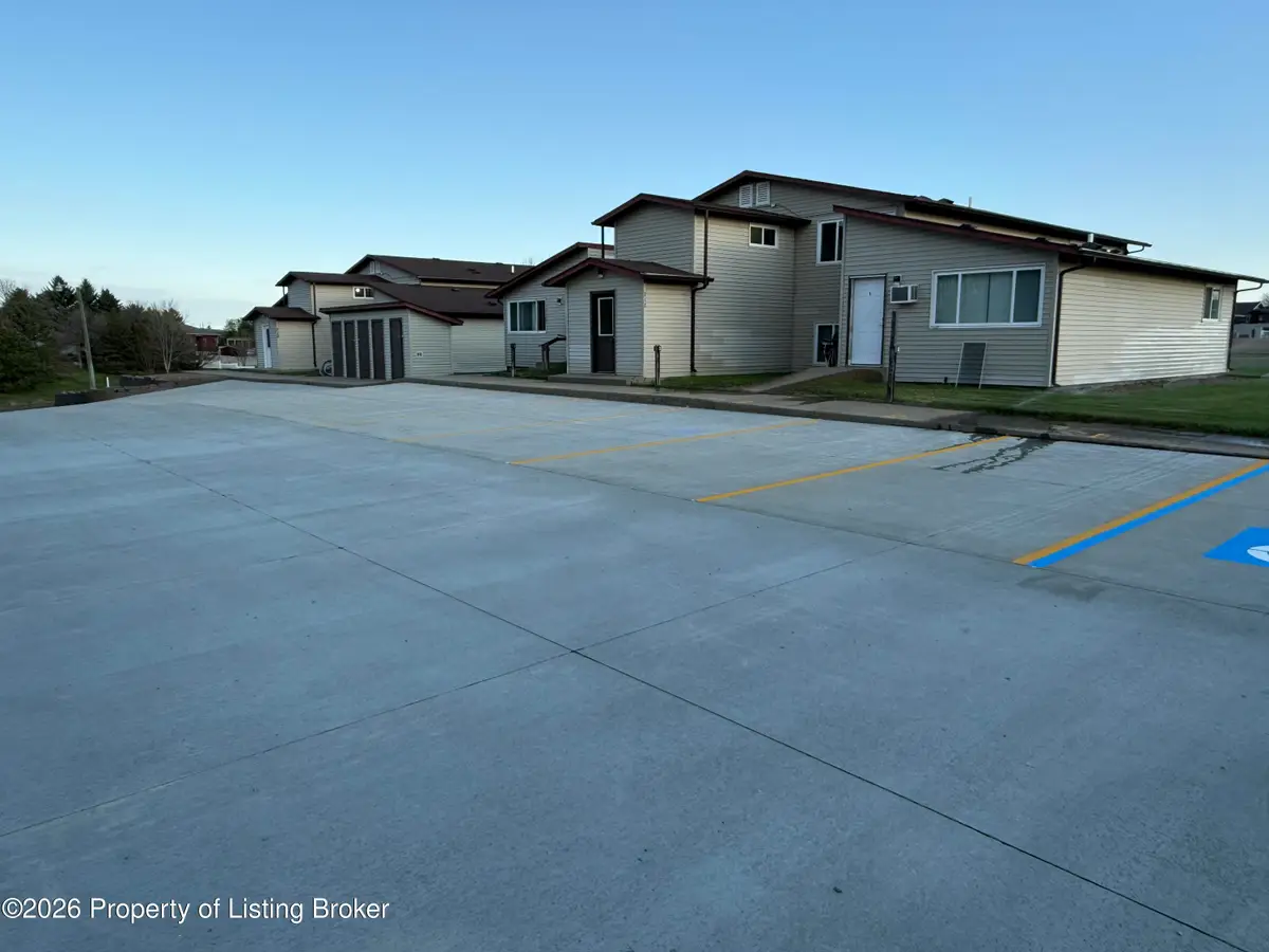 712 5th Avenue, Dickinson, ND 58601 - #1