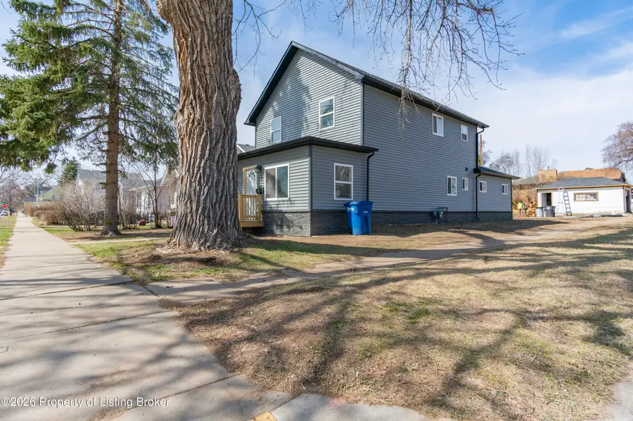 45 4th Street, Dickinson, ND 58601 - #2