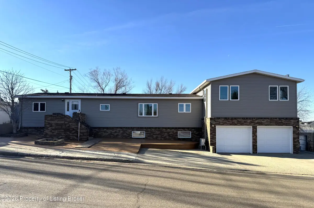 505 3rd Avenue, Hettinger, ND 58639 - #1